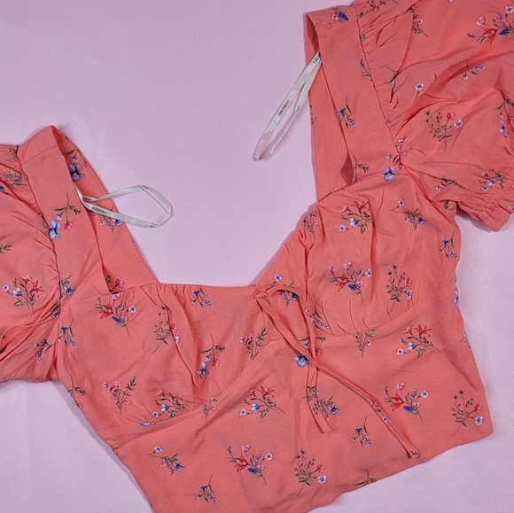 Floral Puff Sleeve Top - Coral - Picture 3 of 13